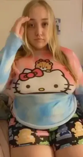 looking for a snuggle buddy 💗🧸