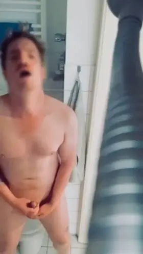 29, look but don’t touch