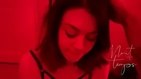 Red lights make me feel like such a slut