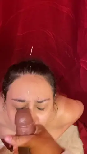 Love being a little cum whore , so who’s next