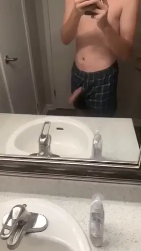 My cock’s always trying to poke through 👀