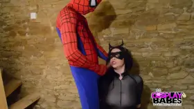 Spiderman gives big cock Curvy Catwoman Cosplayer Whore
