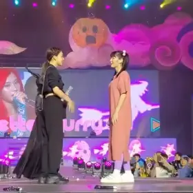 Twice Momo taking requests