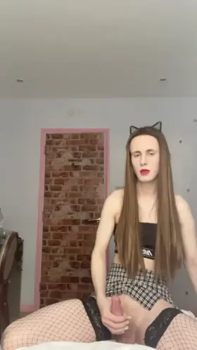 Call me mommy when you’re servicing my cock. Am I clear?! 😈💦💦