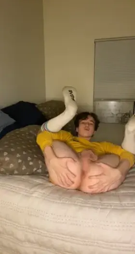 Who wants to fuck my brains out? 😈💦