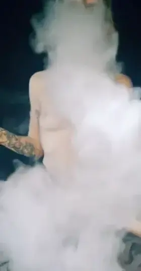 sometimes after a good rip i just can't help but give 'em a little shake 🤭