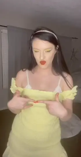 What you see at the beginning of the date vs what you see at the end 🙊🙈 [f] [oc]