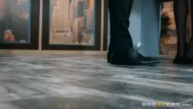 Autumn Falls - Insider Her Trading