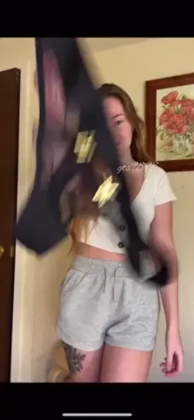 DO U LIKE THIS TYPE OF GIRLS ?(🔥👇 CONTENT IN THE COMMENTS👇🔥)