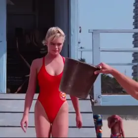 Erika Eleniak gorgeous in Baywatch