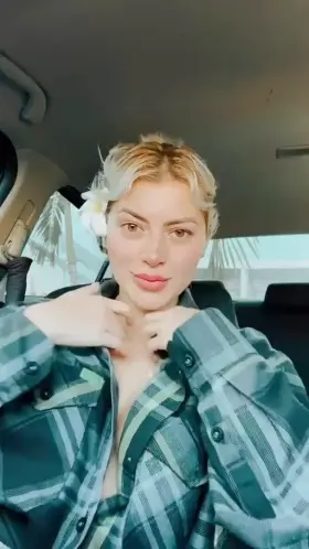 Flashing while driving 😋