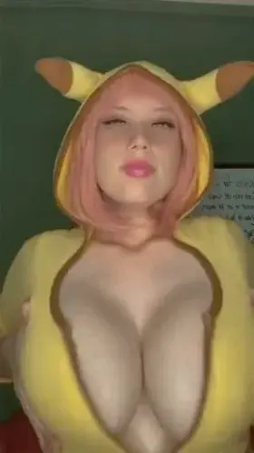 Can I have some pokeballs please 🥺