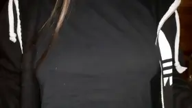 I don’t wear a bra because it’s easier to do that😝😍(19F)