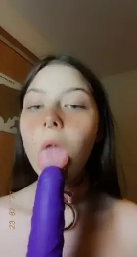 Fuck my throat first then my pussy💕