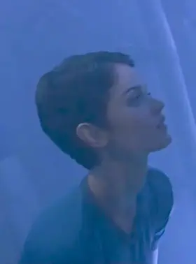 Robin Tunney (Supernova - 2000)