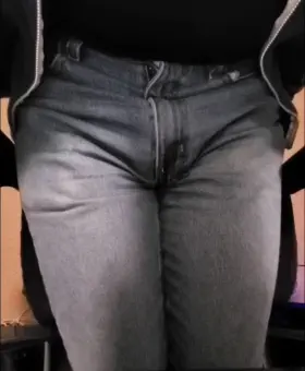 Gaming while peeing in [m]y blue jeans