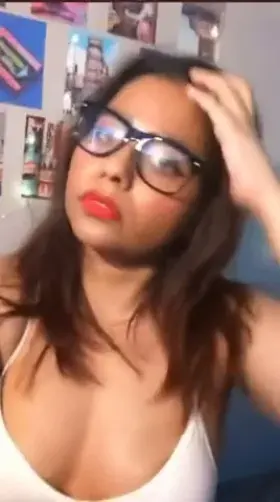 The ultimate forbidden fruit: my Muslim MILF titties 🍒