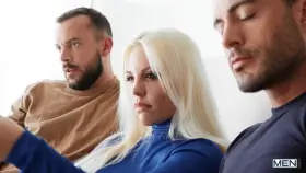 The threesome didn’t quite go as planned 🤪