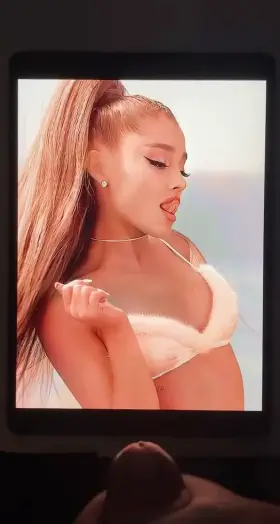 My first tribute for our Goddess. Hope you like it!