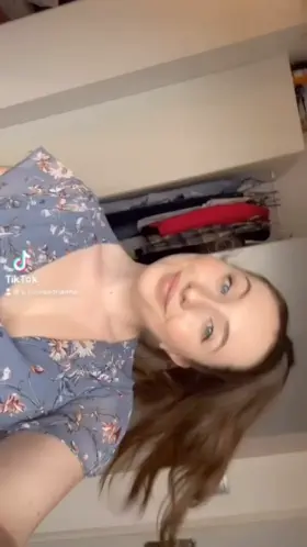 I wish to suck everyone’s cock who stopped for my 19yo body 😋