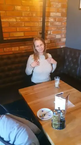 This is the kind of thing I do sometimes when I'm waiting for an order. Kisses