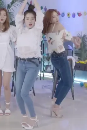 Red Velvet - Irene/Joy