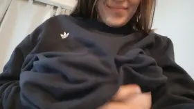 May I interest you in some tiddies ?😽💖reveal