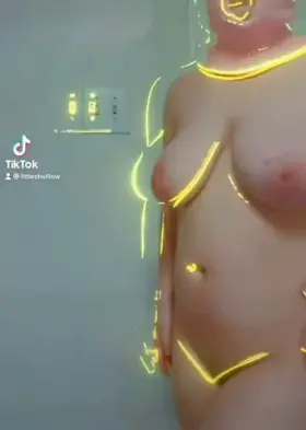 I’ve seen so many people use this filter on their tattoos ... so I decided to put my own spin on it!