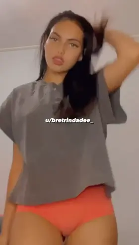 Do you like peaches daddy? 🍑🥵