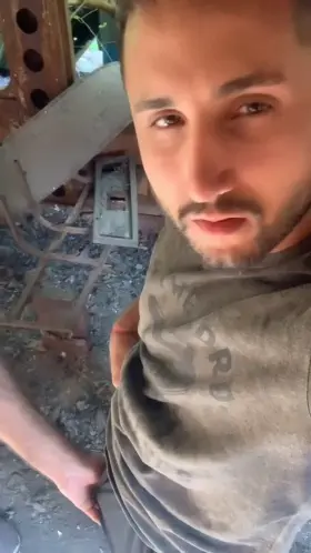 I find a whore in the abandoned trains and I force her to suck my dick 😈🤤 full video and more in the link in comments 🥵