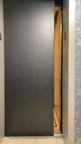 POV: You're waiting for the elevator