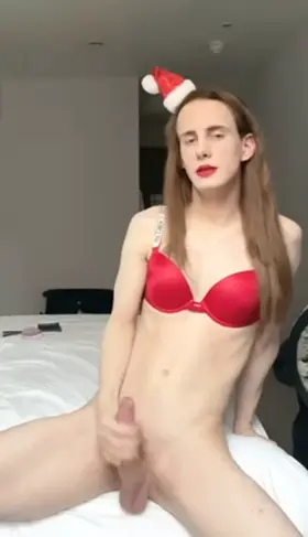 Let’s discover the North Pole together 🍌💦