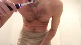 Bedtime multitasking 💦