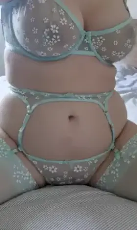 any volunteers for riding practice? 🐎 [f]