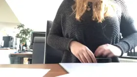 Ups, da habe ich billige Schlampe wohl wieder für euch öffentlich blankgezogen 😈 [F21]