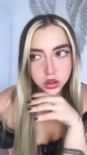 🍑INSTANT PREMIUM CONTENT when SUBS🍒 19 Y.O 🥵 I am in quarantine so I am online all the time😂💕 I do EVERYTHING you want !💦-Customs 🌶️ - Roleplay 🍆 100% Satisfaction 😊 💦 Come to see me and we can CUM together 🤫