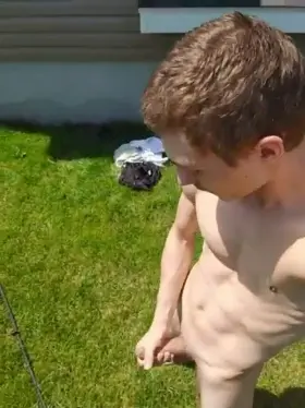 I love being naked outdoors 🙈