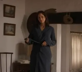 Marion Cotillard’s big tits in “Ismael’s Ghosts”