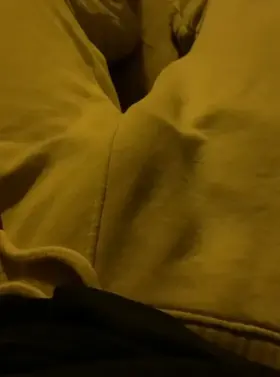 19M i absolutely love wearing these pants