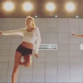 NS Yoon G's sexy dancing