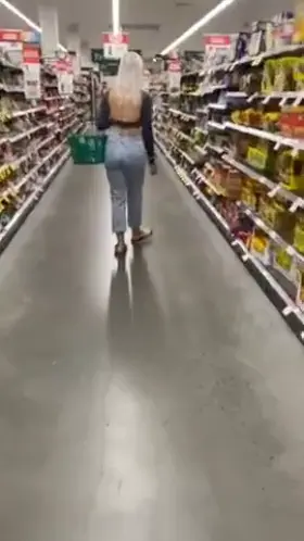 Quick flash 😈😈