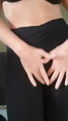 ...do you mind if I give you a quick flash while I'm waiting for my client?!🤷‍♀️😝