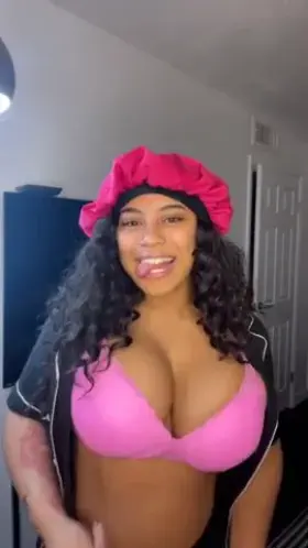 She can't dance but that's fine with me