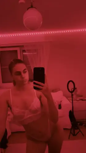 Lips so sweet you can’t resist 👄 🤤 what’re you waiting for?