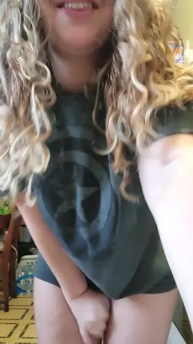 Short, thick, and nerdy. Would you creampie me?