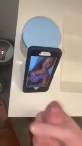 Cum tribute for a fellow redditor!