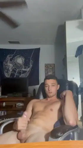 Fuck me in my game chair (22)