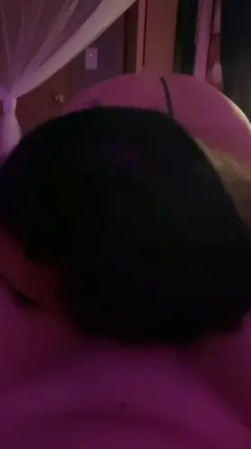 Thick 18 year old loves eating pussy