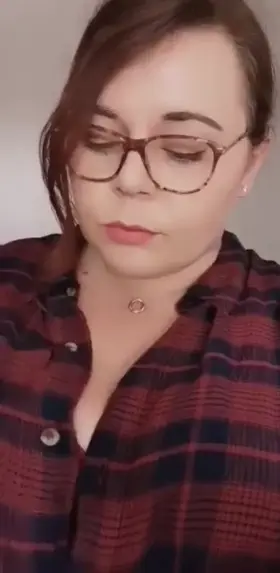 Does this make your Monday a little less boring? (F)