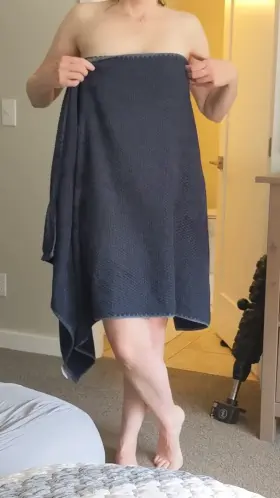 Just a classic towel drop and a 41 yo body